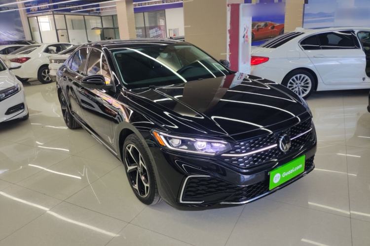 Used Volkswagen Passat 2025 Outstanding Model 380TSI Starry Dragon Glorious Edition