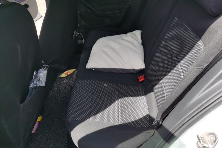 Used Volkswagen Golf 2015 1.6L Automatic Fashion Model Left Rear Seat