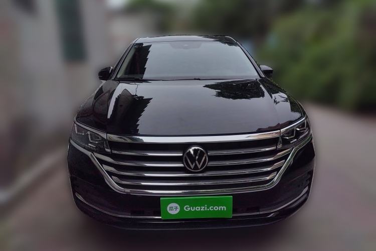 Used Volkswagen Viloran 2022 380TSI Luxury Edition
