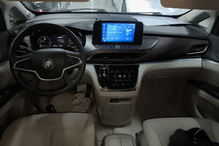 Used Buick GL8 2022 Land Cruiser Executive Class 652T Comfort Model