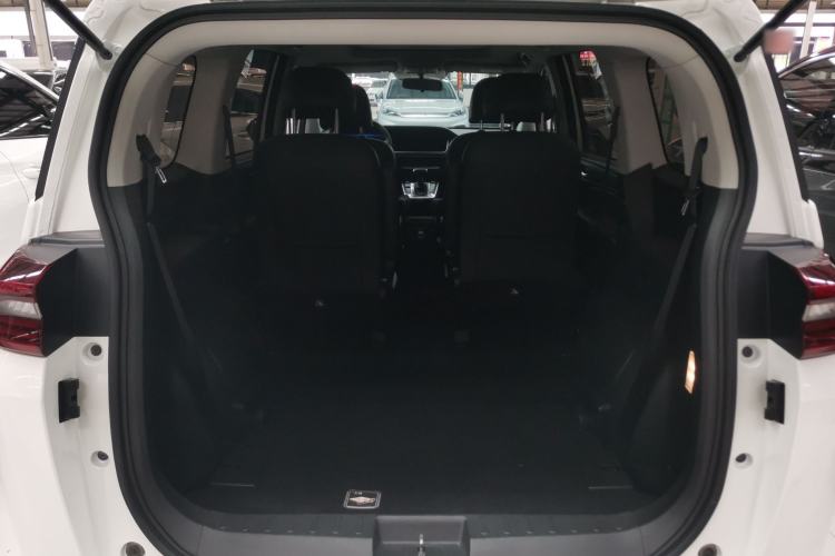 Used GAC Trumpchi M6 2021 270T DCT Prestige Edition (7-seater) Trunk