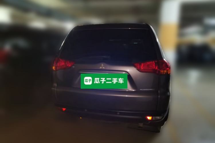 Used Mitsubishi Pajero Sport 2011 3.0L Luxury Navigation Edition