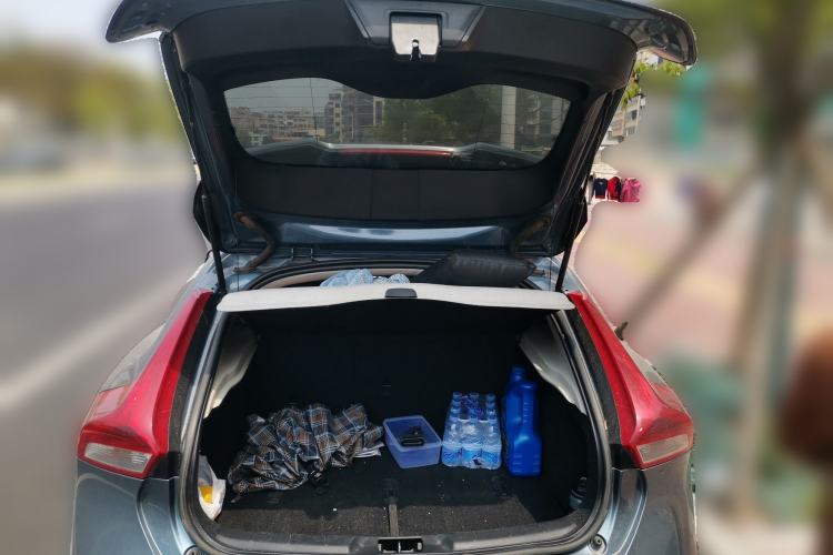 Used Volvo V40 2014 2.0T Zhiya Edition
