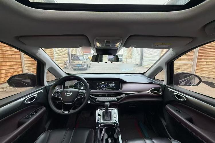 Used GAC Trumpchi M6 2023 PRO 270T DCT Luxury Edition Interior 4