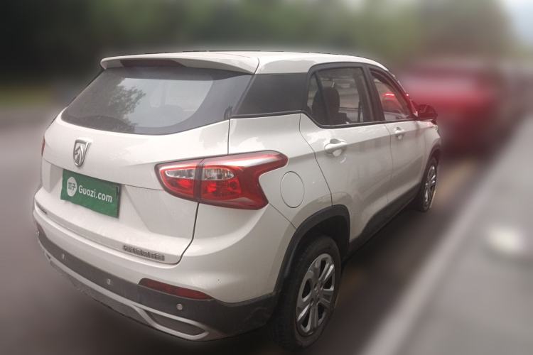 Used Baojun 510 2017 1.5L manual Comfort trim
