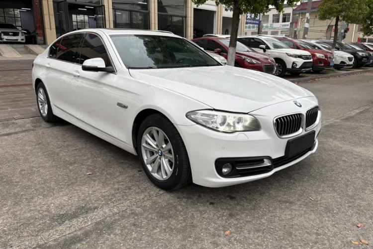 Used BMW 5 Series 2014 520Li Elegant Model
