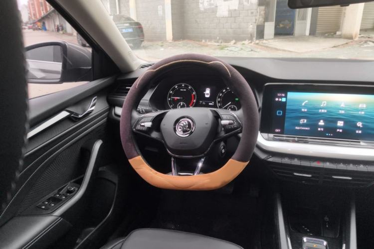 Used Skoda Octavia 2022 PRO TSI280 Luxury Edition Steering Wheel