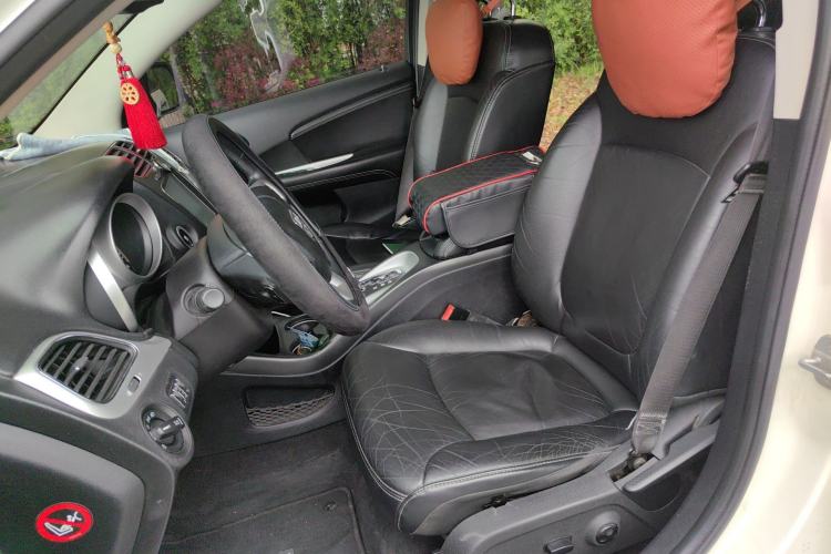 Used Dodge Journey 2013 3.6L Four-Wheel Drive Flagship Edition Left Front Seat