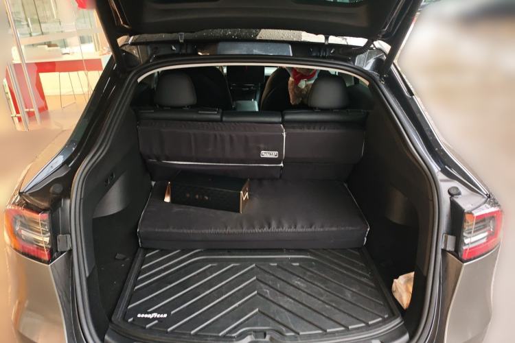 Used Tesla Model Y 2024 Rear-Wheel-Drive Version Trunk