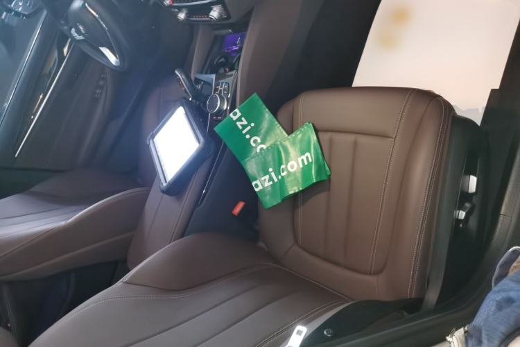 Used BMW 5 Series 2019 525Li Luxury Package
