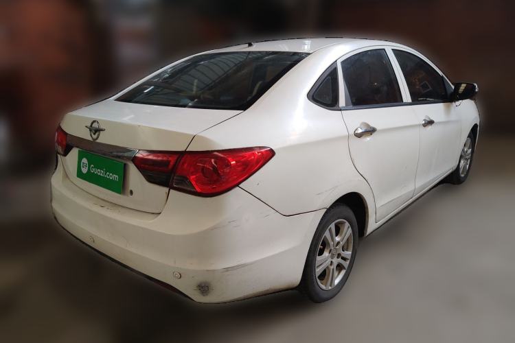 Used Haima M3 2015 1.5L Manual Elite Model with Sunroof Rear Right 45 Deg