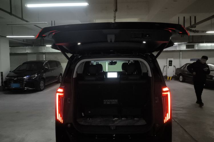 Used GAC Trumpchi M8 2024 Master Series 400T Ultimate Edition Trunk