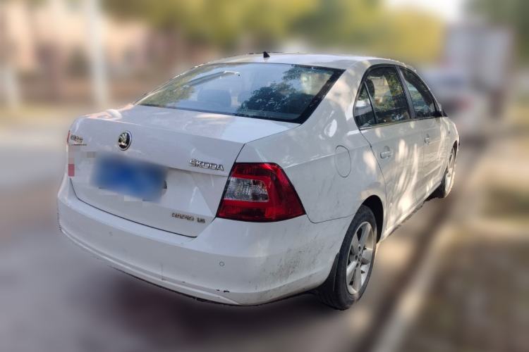 Used Skoda Rapid 2015 1.6L Automatic Smart Selection Model