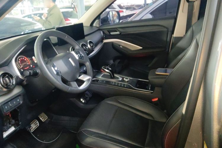 Used Wey VV6 2021 2.0T Two-Wheel Drive Smart Plus
