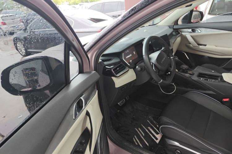 Used Lynk & Co 06 2021 1.5T Shero Pink Special Edition
