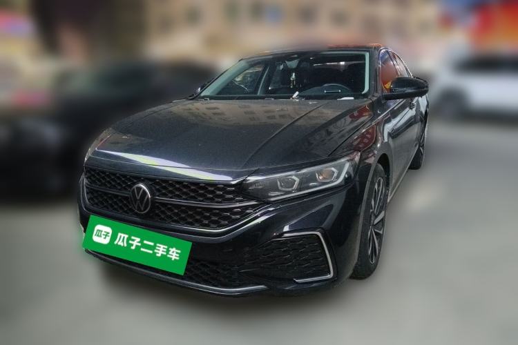 Used Volkswagen Passat 2022 330TSI Starry Luxury Edition