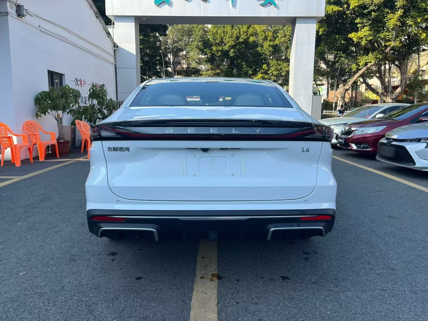 Geely Galaxy L6 2024 125km PLUS Dragon Edition — снимка 10