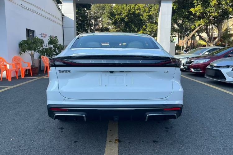 Used Geely Galaxy L6 2024 125km PLUS Dragon Edition Exterior 7