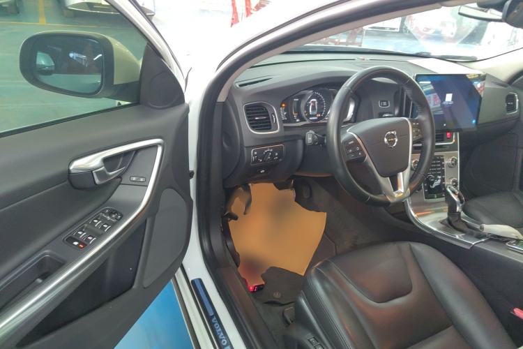 Used Volvo S60 2019 S60L T5 Smart Range Edition
