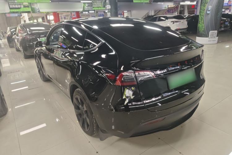 Used Tesla Model Y 2023 Rear-Wheel-Drive Version
