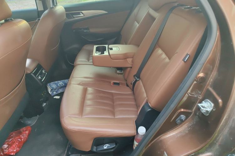 Used CHANGAN CS95 2017 2.0T Four-Wheel Drive SmartDrive Edition Left Rear Seat