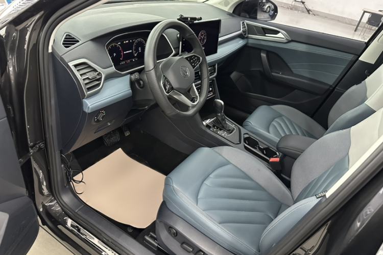 Used Volkswagen Tharu 2024 300TSI Two-Wheel-Drive Full Moon Edition Interior 3