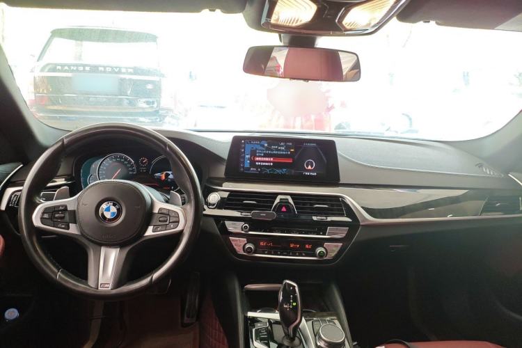 Used BMW 5 Series 2018 Restyled 530Li Leading Edition M Sport Package