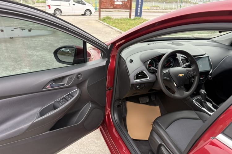 Used Chevrolet Cruze 2017 1.5L Automatic Xuanfeng Edition