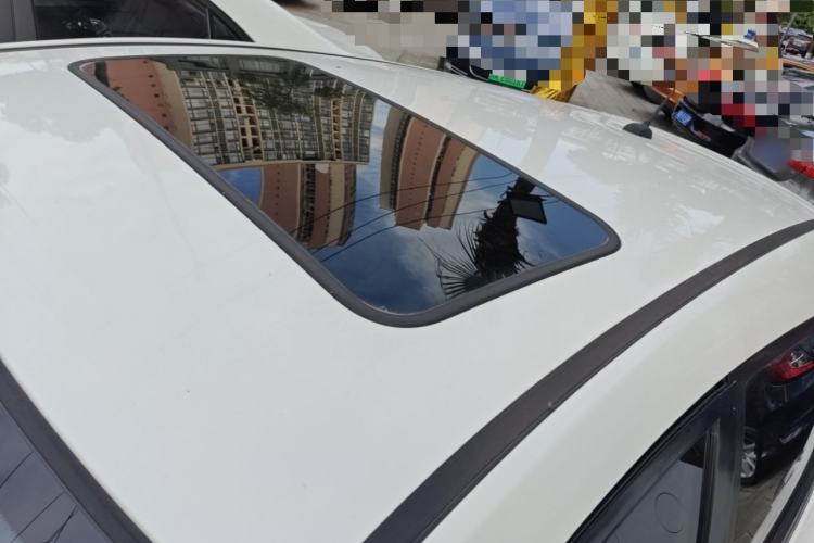 Used CHANGAN Eado 2016 1.6L Automatic Junku Model Roof