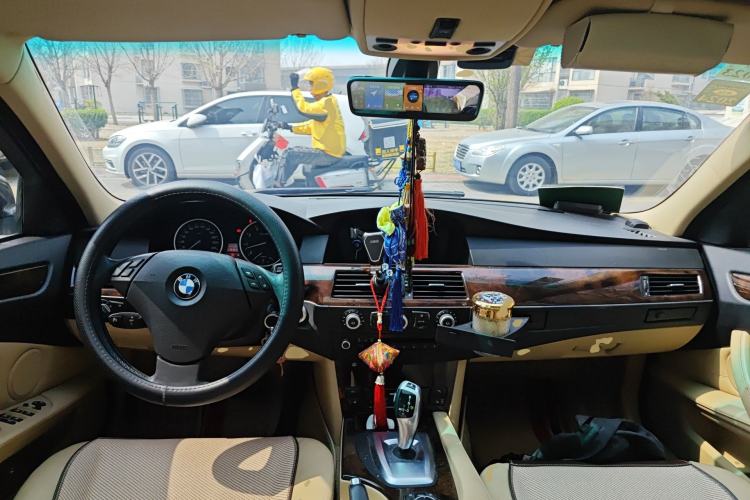 Used BMW 5 Series 2009 530Li Leading Model