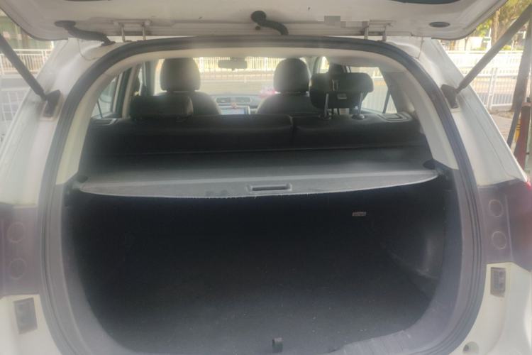 Used Haval H2 2016 Red Label 1.5T Manual Two-Wheel Drive Elite Model
