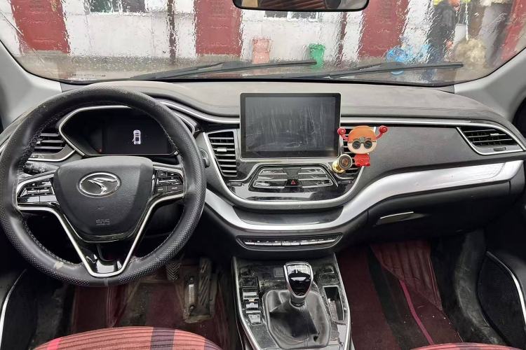 Used Soueast DX7 2018 Prime 1.5T Manual Luxury Model China V Standard