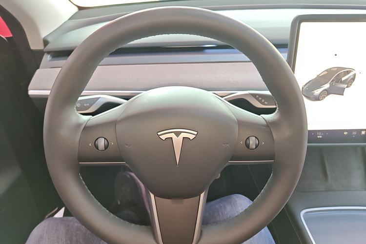 Used Tesla Model Y 2024 Rear-Wheel-Drive Version