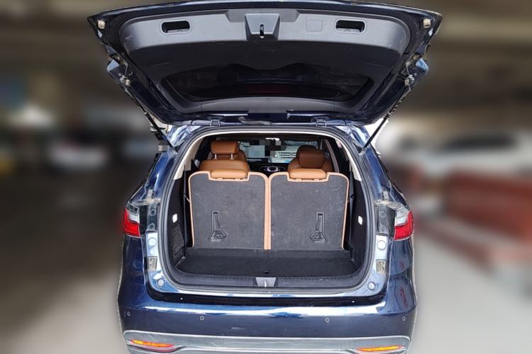 Used BYD Song MAX 2018 1.5T Automatic Smart Connect Elite Model with 6 Seats
