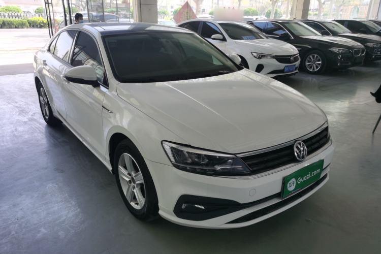 Used Volkswagen Lamando 2019 230TSI DSG Vision Edition China VI Standard Front Right 45 Deg