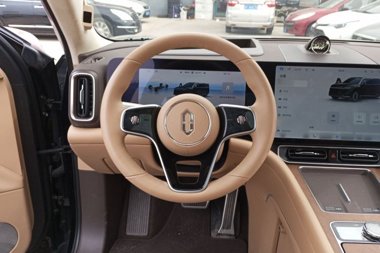 Used Hima AITO M9 2025 Extended-Range Ultra Version 52 kWh 6-Seater