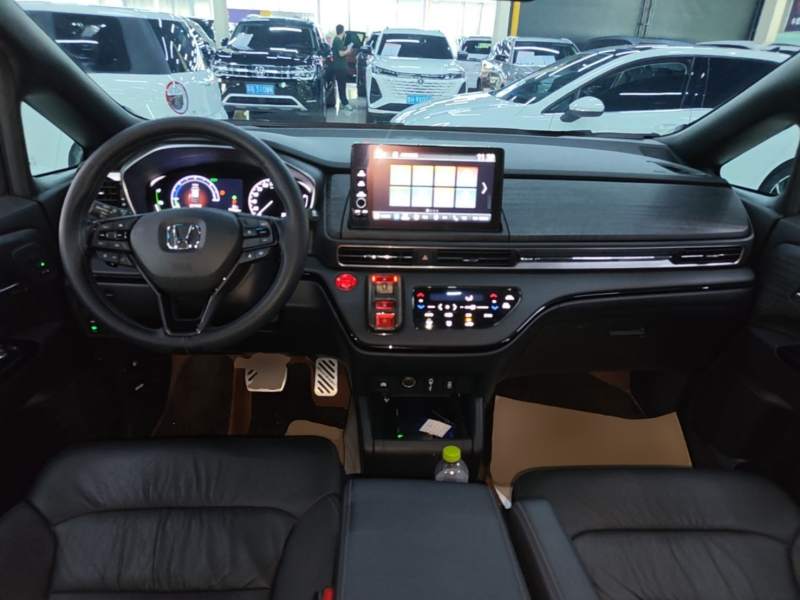 Used Honda Elysion 2024 2.0L eHEV Ultimate Edition — 9