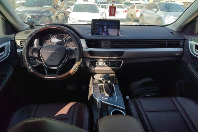 Used FORTHING T5 2022 Shengshi Edition 1.5T Automatic Dream Version Five Seats