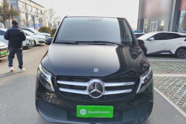 Used Mercedes-Benz V-Class 2022 V 260 Avantgarde Edition