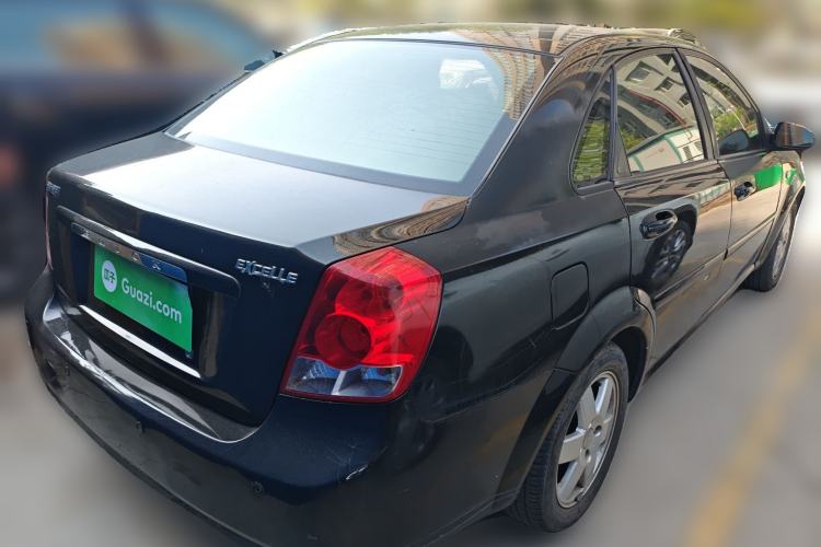 Used Buick Excelle 2005 1.8 Manual Luxury Model Rear Right 45 Deg