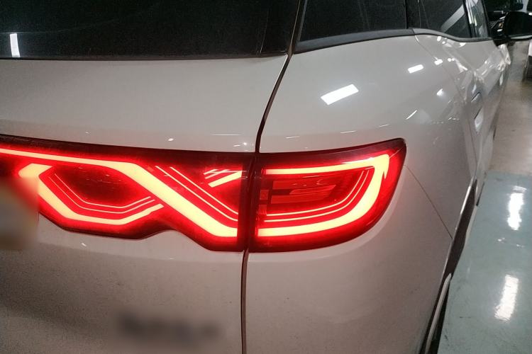 Used BYD Yuan UP 2025 Model 301KM Leading Version
