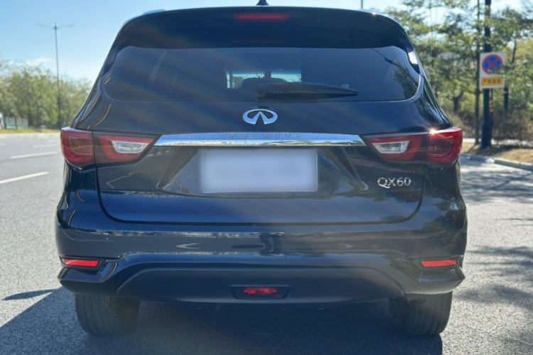 Used Infiniti QX60 2016 2.5 S/C Hybrid Two-Wheel-Drive Excellence Edition China V Standard
