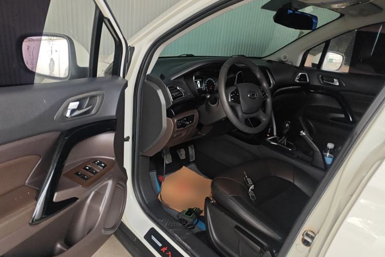 Used GAC Trumpchi GS4 2017 200T Manual Two-Wheel Drive Elite Edition Driver Seat