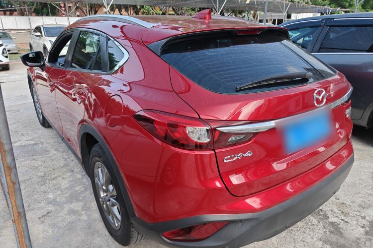 Used Mazda CX-4 2018 2.0L Automatic Two-Wheel Drive Blue Sky Premium Upgrade Version China VI Standard
