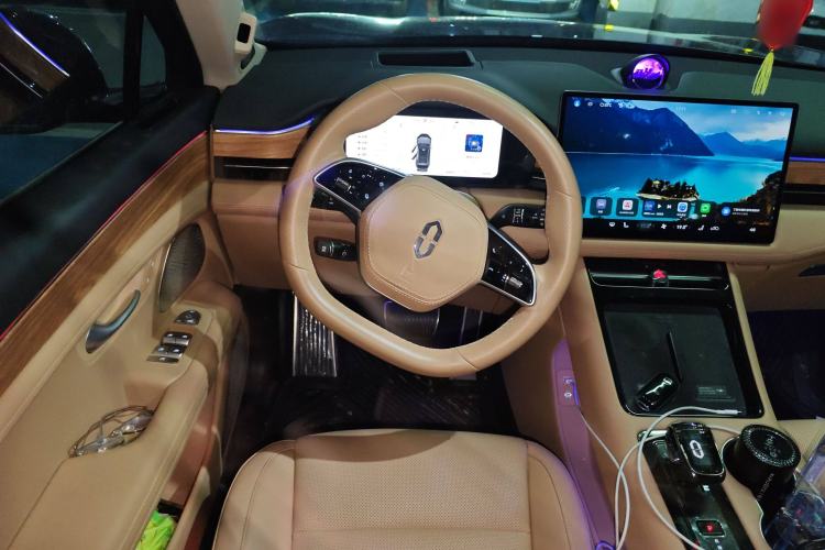 Used Hima AITO M5 2024 Extended-Range Max Rear-Wheel Drive Advanced Intelligent Driving Version Steering Wheel