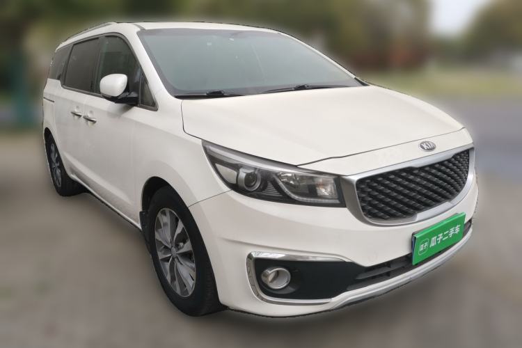Used Kia Carnival 2015 2.2T Luxury Edition China IV