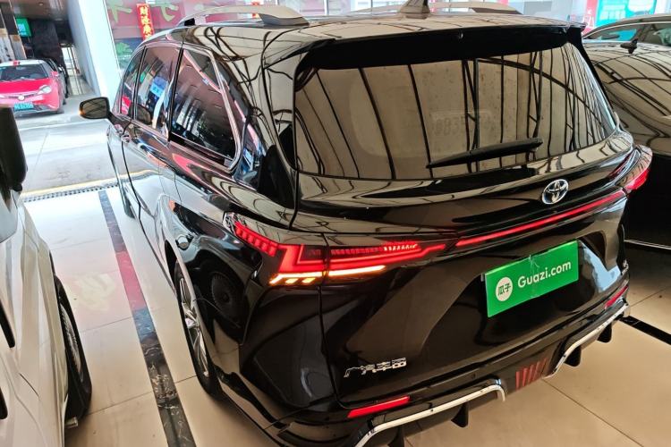 Used Toyota Sienna 2023 2.5L Hybrid Comfort Edition