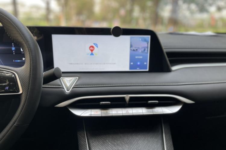 Used Venucia V 2023 260T Idol Edition Pro Interior 7