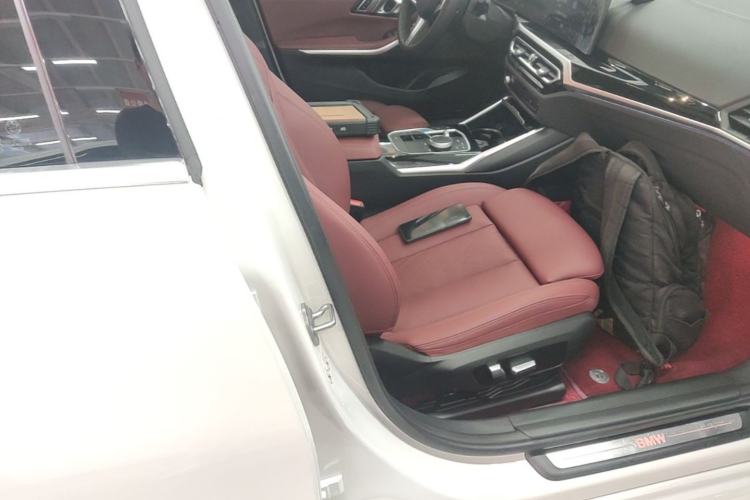 Used BMW i3 2022 eDrive 35 L Right Front Seat