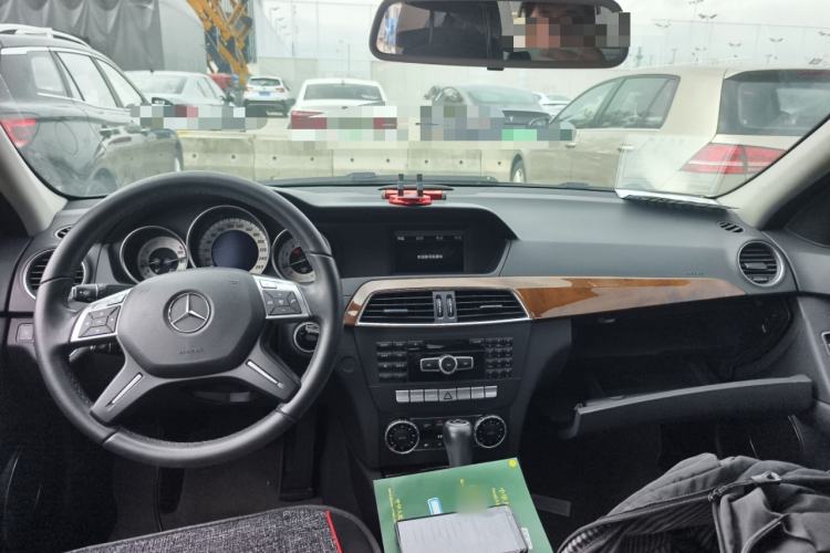 Used Mercedes-Benz C-Class 2013 C 260 Elegant Grand Edition
